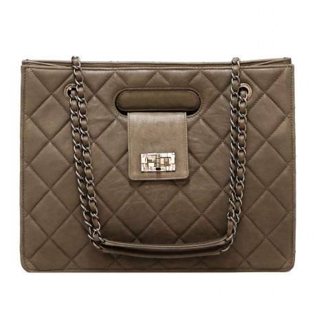 Cabas CHANEL cuir matelassé gris