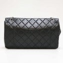 Maxi sac 2.55 CHANEL veau froissé noir