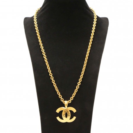 Long collier CHANEL CC matelassé doré