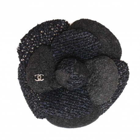 Broche CHANEL camélia