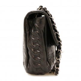 Sac CHANEL cuir embossé noir